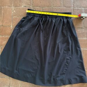 Athleta Black Women's Skirt